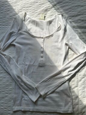 H&M White Long-Sleeve Ribbed Henley Top